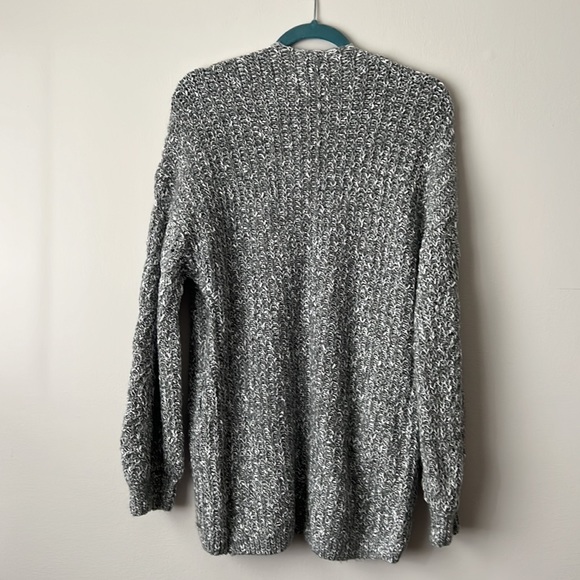 Abercrombie sweater - Picture 3 of 3